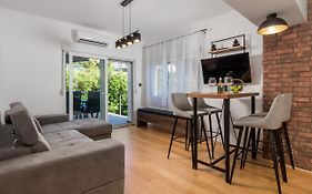 Zid Apartman