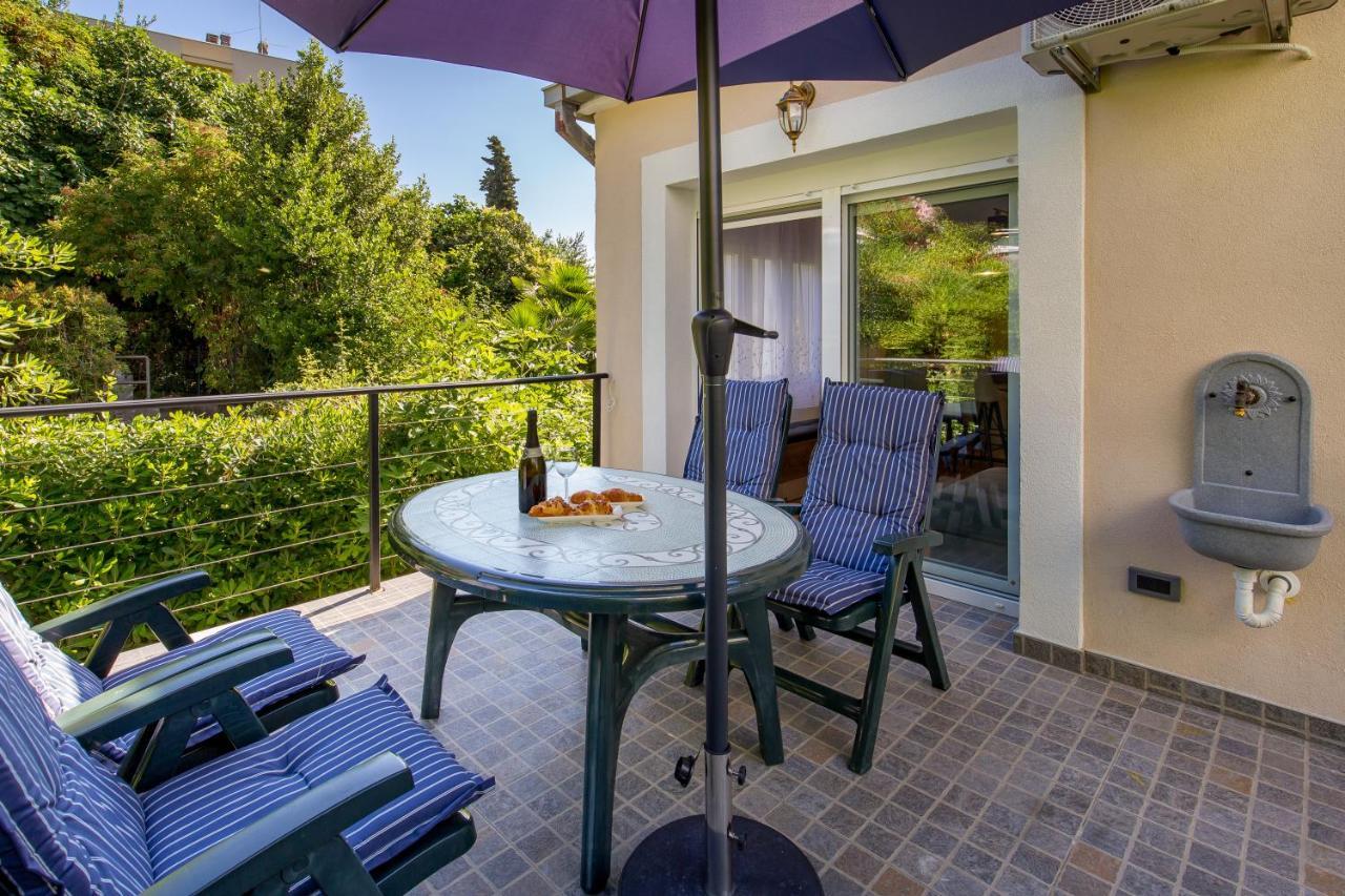 Zid Apartman Opatija Exterior foto